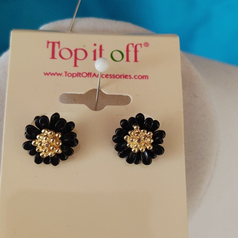 Black and gold flower earrings